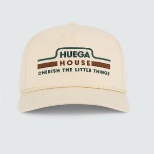 Huega House Cream Cap